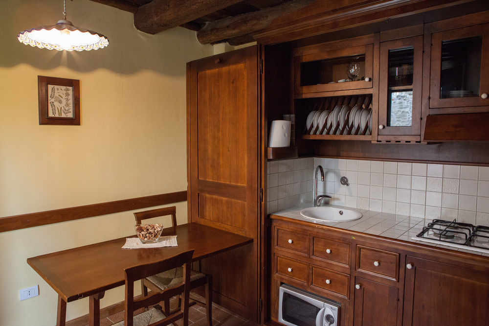 Borgo Dei Corsi Holiday House 雷吉奥洛 外观 照片