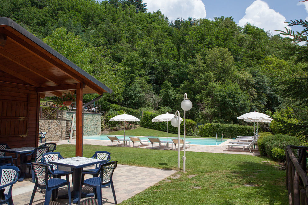 Borgo Dei Corsi Holiday House 雷吉奥洛 外观 照片