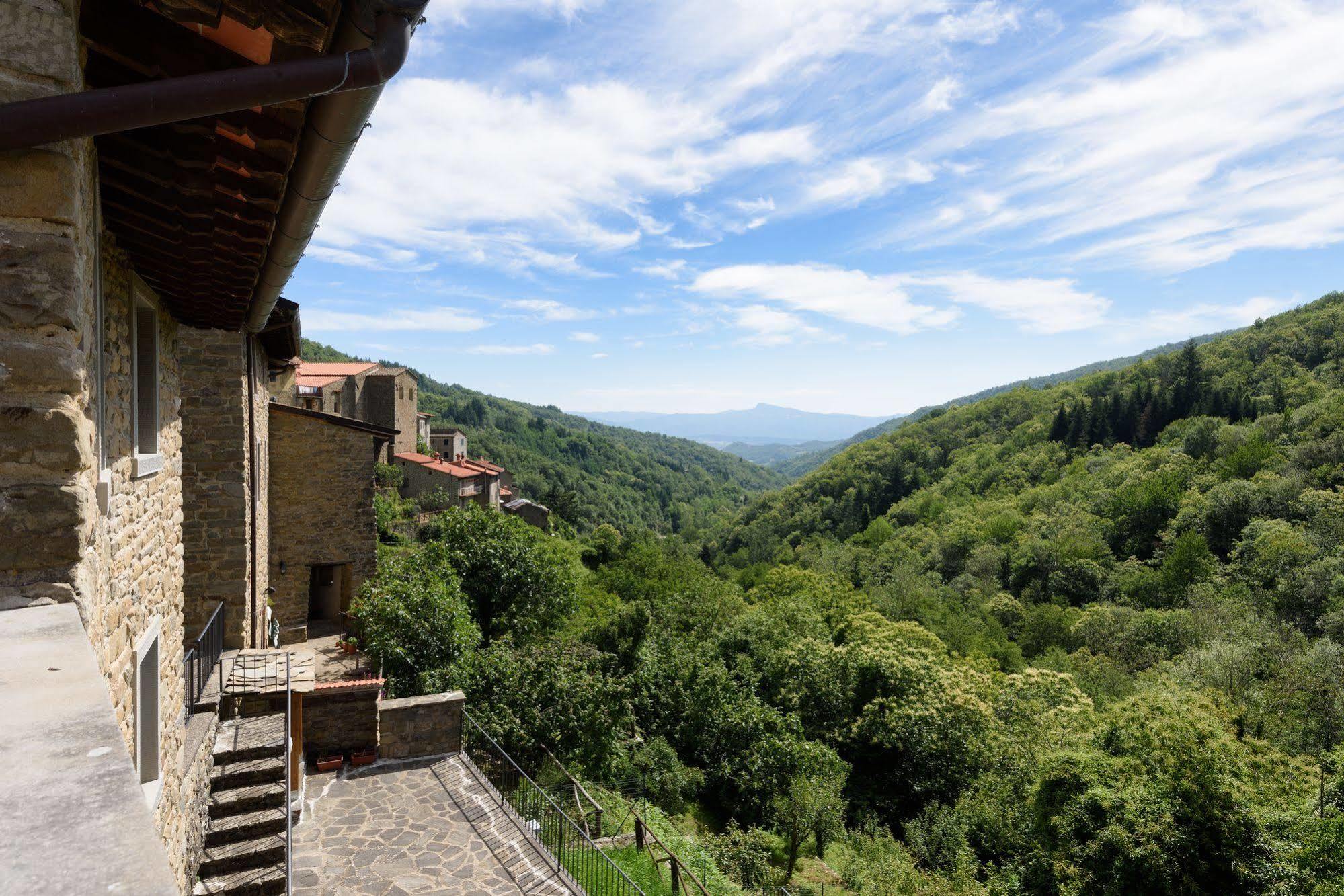 Borgo Dei Corsi Holiday House 雷吉奥洛 外观 照片