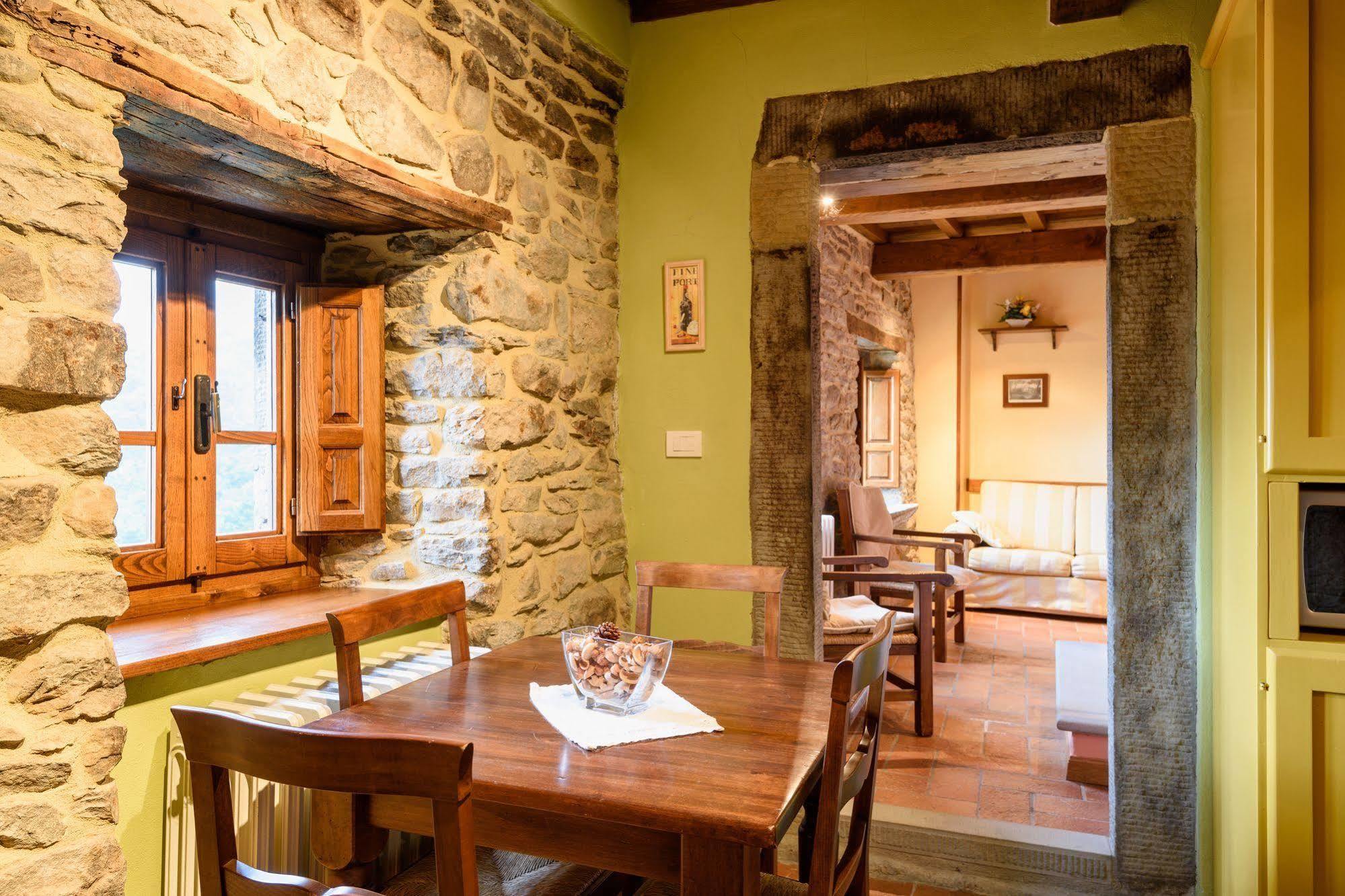 Borgo Dei Corsi Holiday House 雷吉奥洛 外观 照片